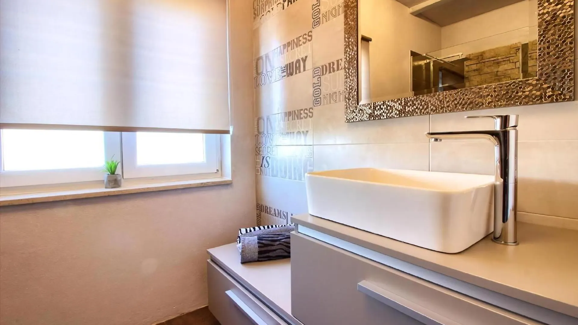 Ferienvilla Villa Nikolina Mit Privatem Pool Sisan 0*,  Croatia
